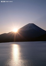 瀑布溪流树林河水(老牛爱吃嫩草上传)