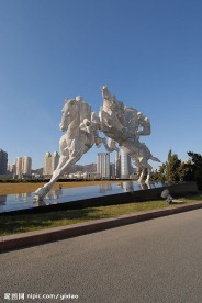 星海广场雕塑