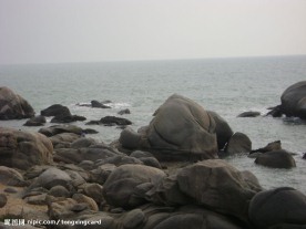 大海 奇异的石头 石头