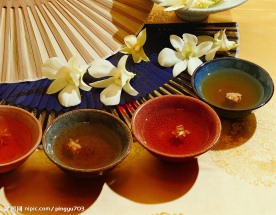 扇子与花茶