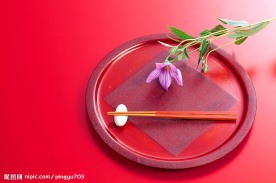 红色的茶盘