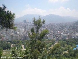 远处的山