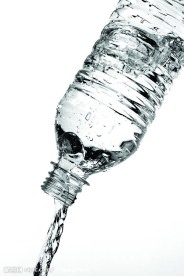 矿泉水