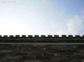 屋檐与蓝天
