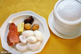 海底椰炖瘦肉
