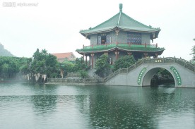 烟雨朦胧宝墨园
