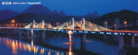 广西柳州市三门江大桥夜景