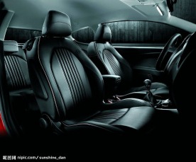 阿尔法罗密欧车内饰