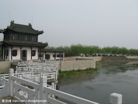大纵湖景点八角楼