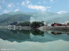 宁静的山城