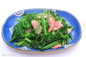 培根炒菠菜