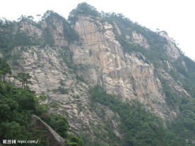 山顶险峰