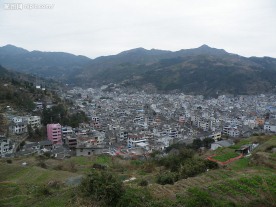 远看像废墟的旧城区乐清