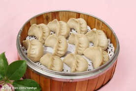 荞麦面蒸饺