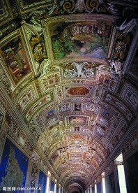 大教堂 顶端壁画