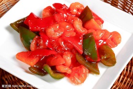 菠萝咕唠大虾球