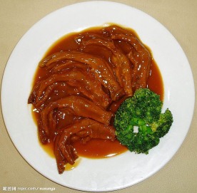 鲍汁扣鹅掌