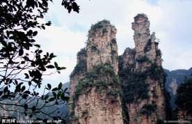 擎天险峰