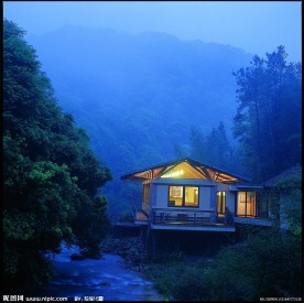 夜色溪景