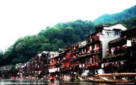 凤凰古镇风景_沱江