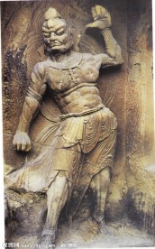 龙门石窟哼哈二将之哼将石雕