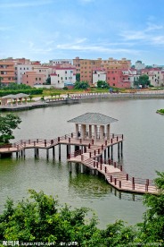 近水楼台