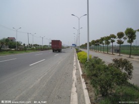 初夏的公路3