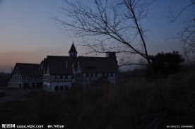 废墟建筑