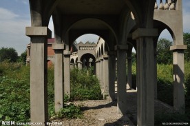 废墟建筑
