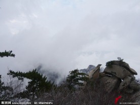 华山 云雾2