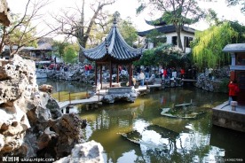 苏州园林的小亭子