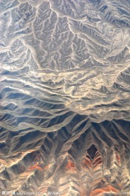 鸟瞰群山