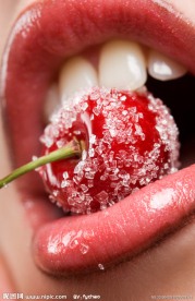 超高清吃樱桃的女人