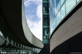 萨里大学 英格兰萨里大学 大学院外景