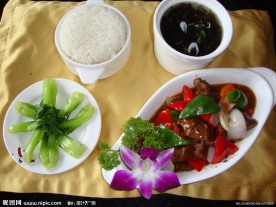 红烧牛腩饭