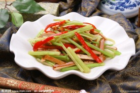 芹菜香干