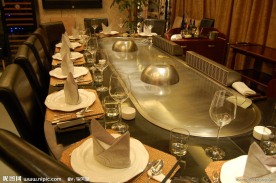 西式铁板烧红酒包房