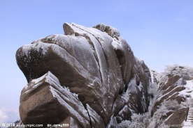 冬之黄山 怪石