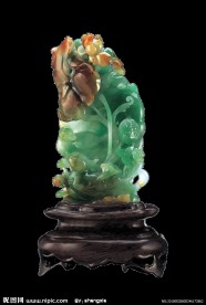 翡翠玉雕荷花鸭子