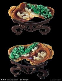 精品翡翠精雕细琢