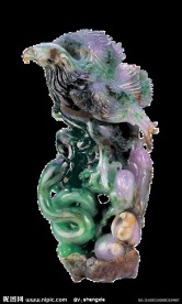 翡翠玉雕摆件鹰蛇