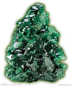 精雕细琢的老坑翡翠玉山