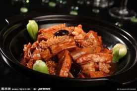 八珍豆腐煲