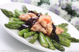 芦笋吵鸡球