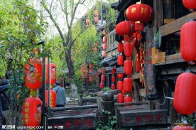 酒吧街