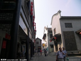 卞河街