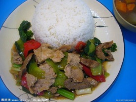 青瓜炒肉片饭