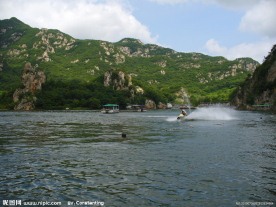 岸边