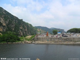 岸边