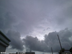 雨前的天空